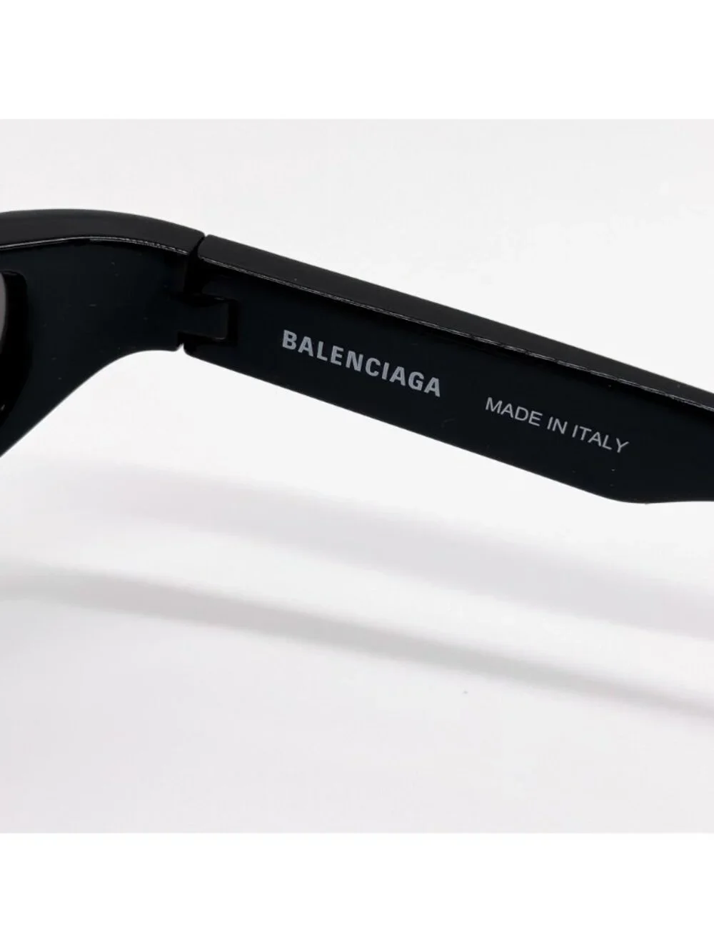 NEW BALENCIAGA BB0202S 001 SUNGLASSES BLACK OVERSIZED WOMEN EYEWEAR BALENCIAGA - Picture 11 of 12